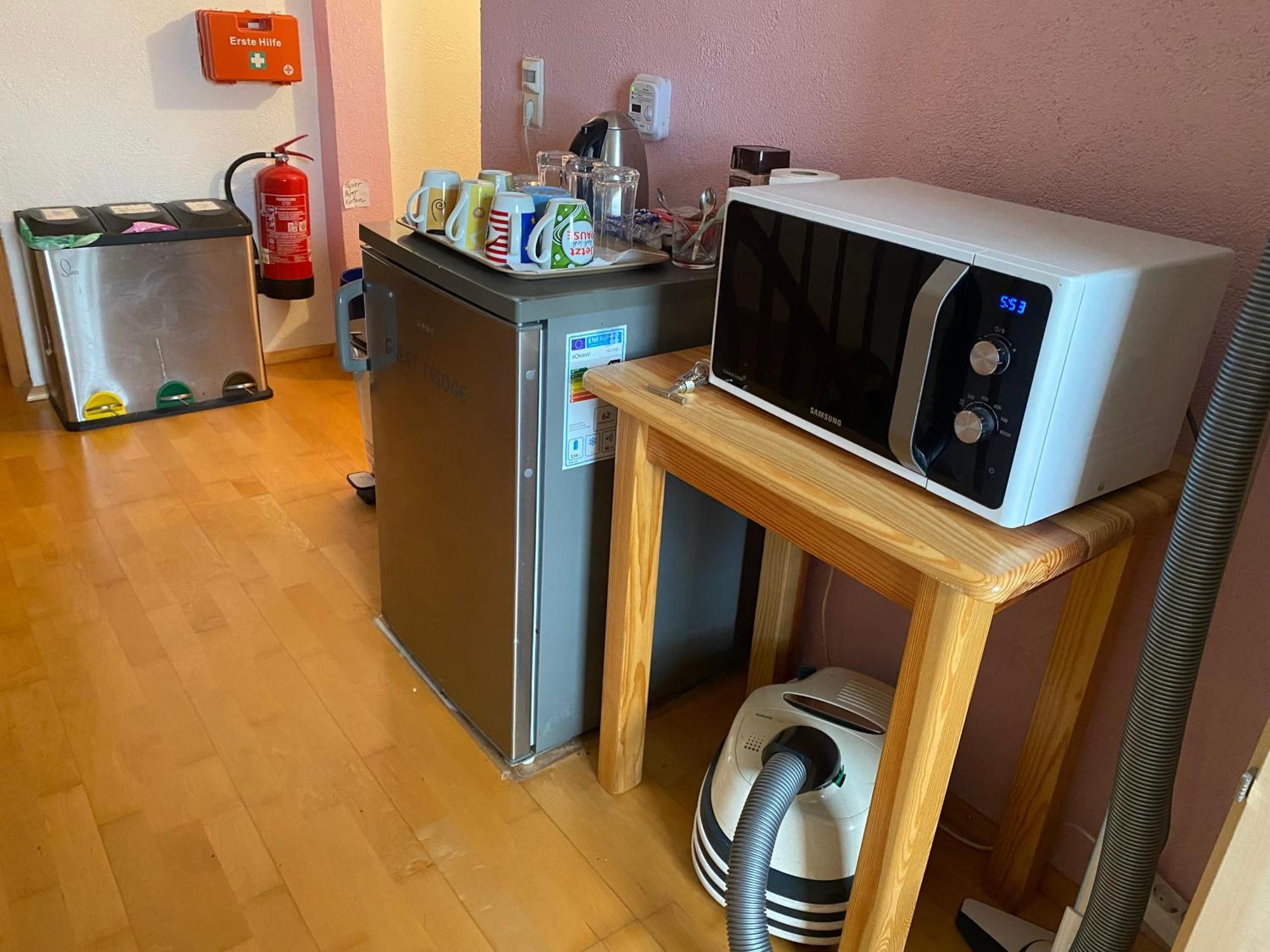 Ferienzimmer Oelhaf In Weiss Self Check-in Mit Key-tresore * Wilhelmsdorf (Ravensburg)